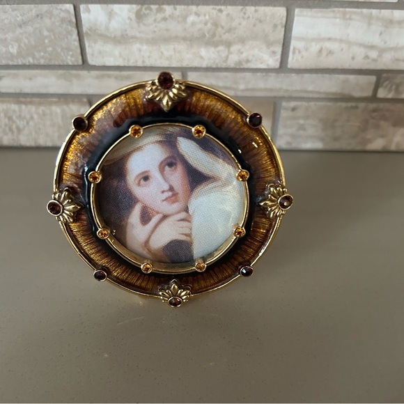 JAY STRONGWATER Rhinestone  Crystal Gold Enamel Round Picture Frame - Picture 7 of 7
